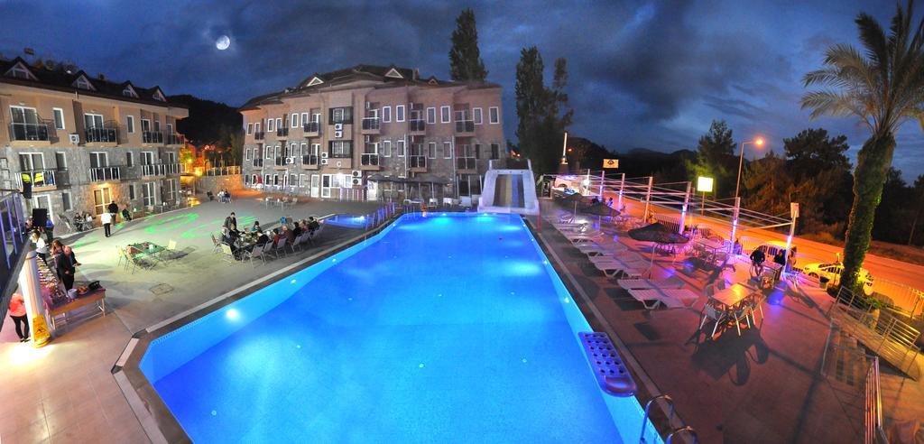 Flora Palm Resort Фетие Екстериор снимка