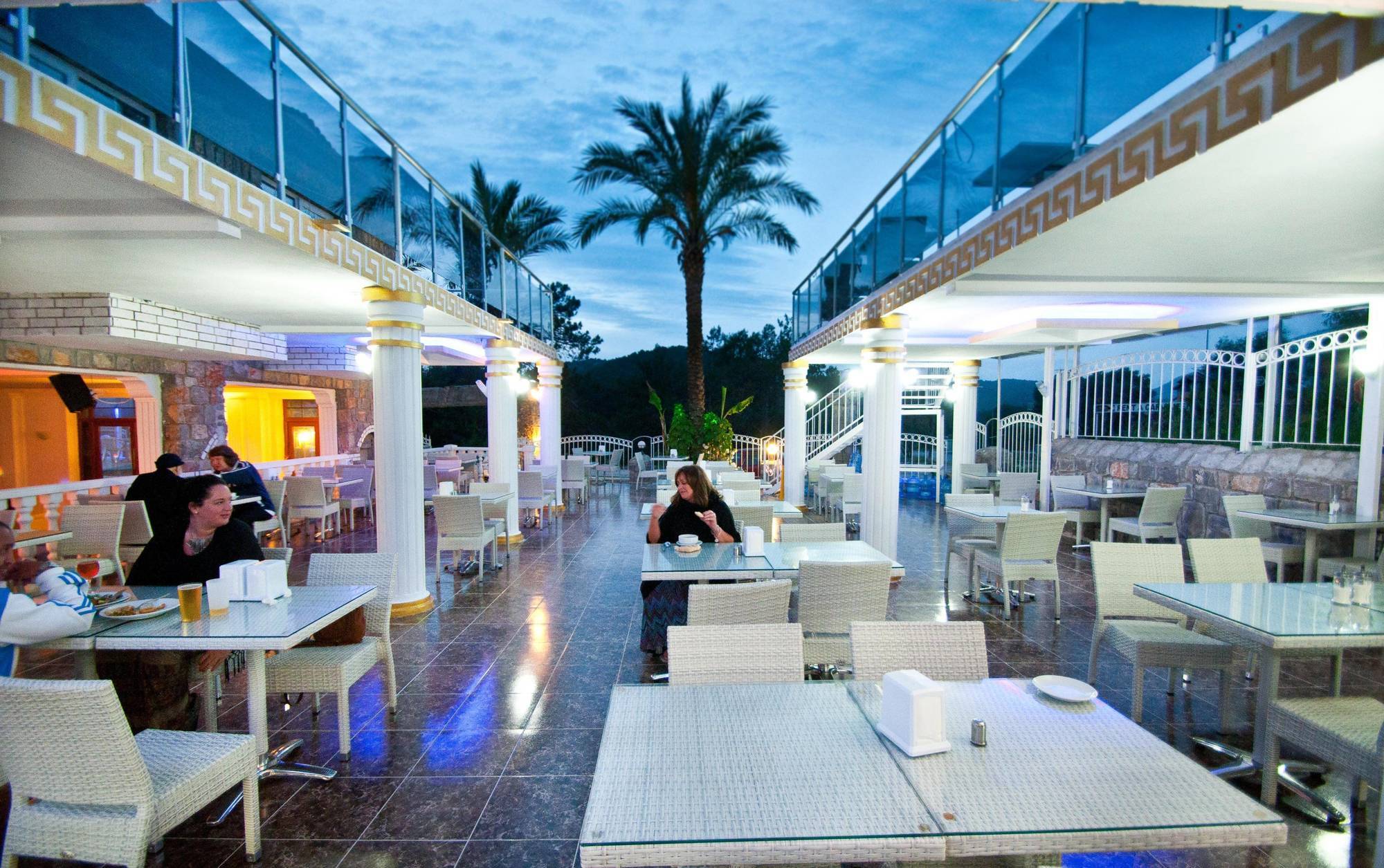 Flora Palm Resort Фетие Екстериор снимка