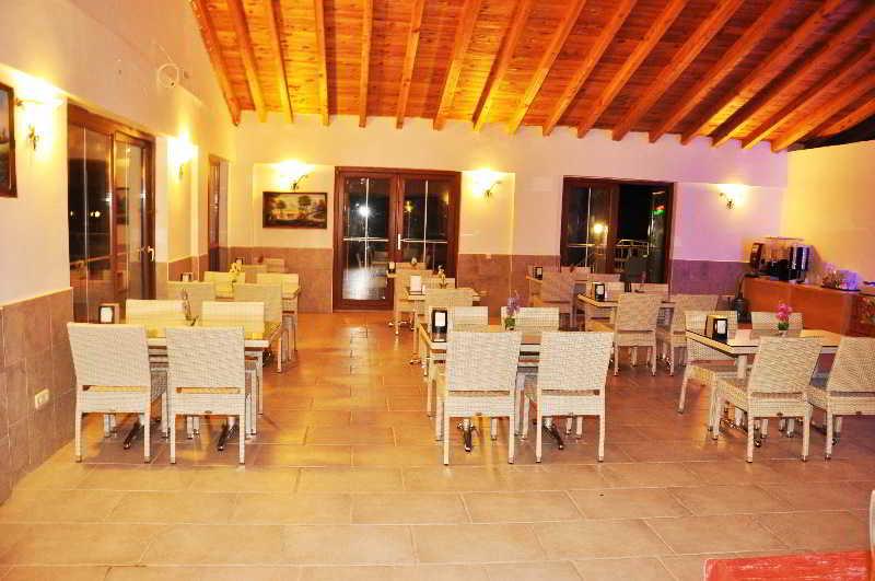 Flora Palm Resort Фетие Екстериор снимка