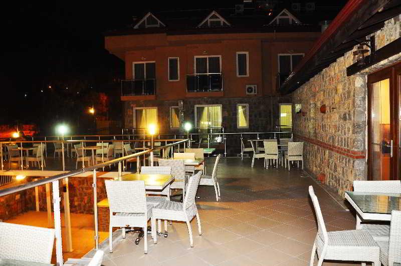 Flora Palm Resort Фетие Екстериор снимка