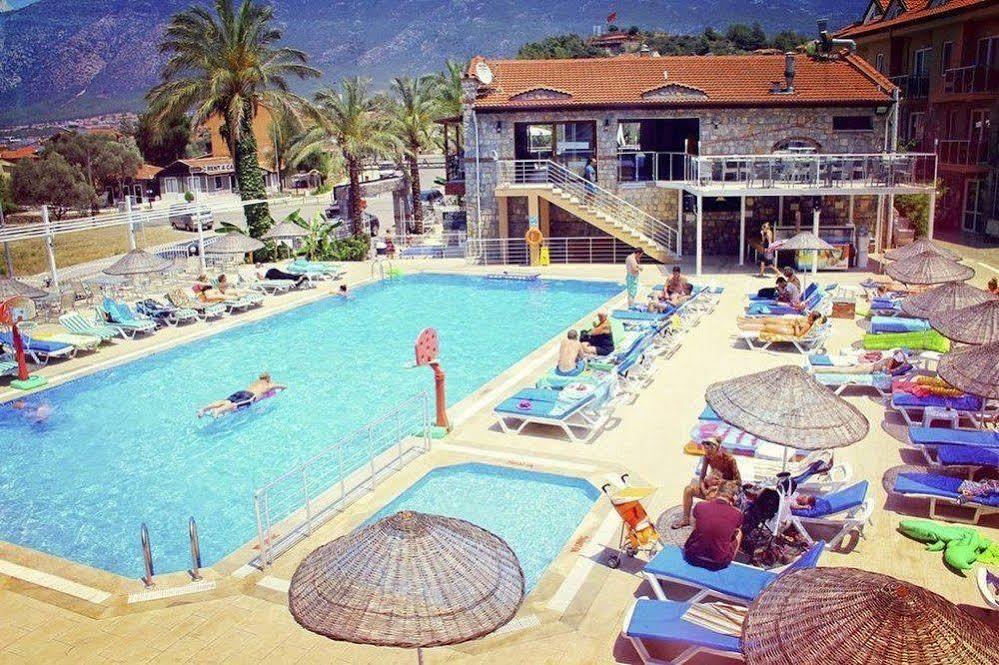 Flora Palm Resort Фетие Екстериор снимка