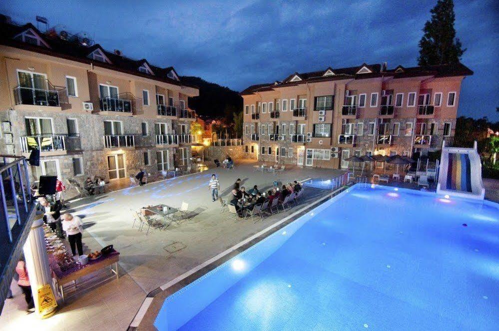 Flora Palm Resort Фетие Екстериор снимка