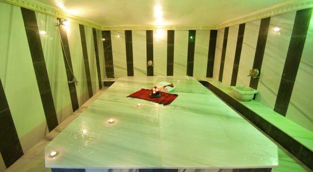 Flora Palm Resort Фетие Екстериор снимка